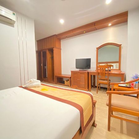 Cali Hotel Quy Nhon Exterior photo