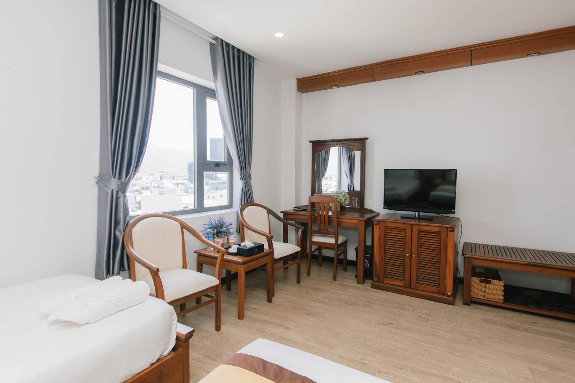 Cali Hotel Quy Nhon Exterior photo